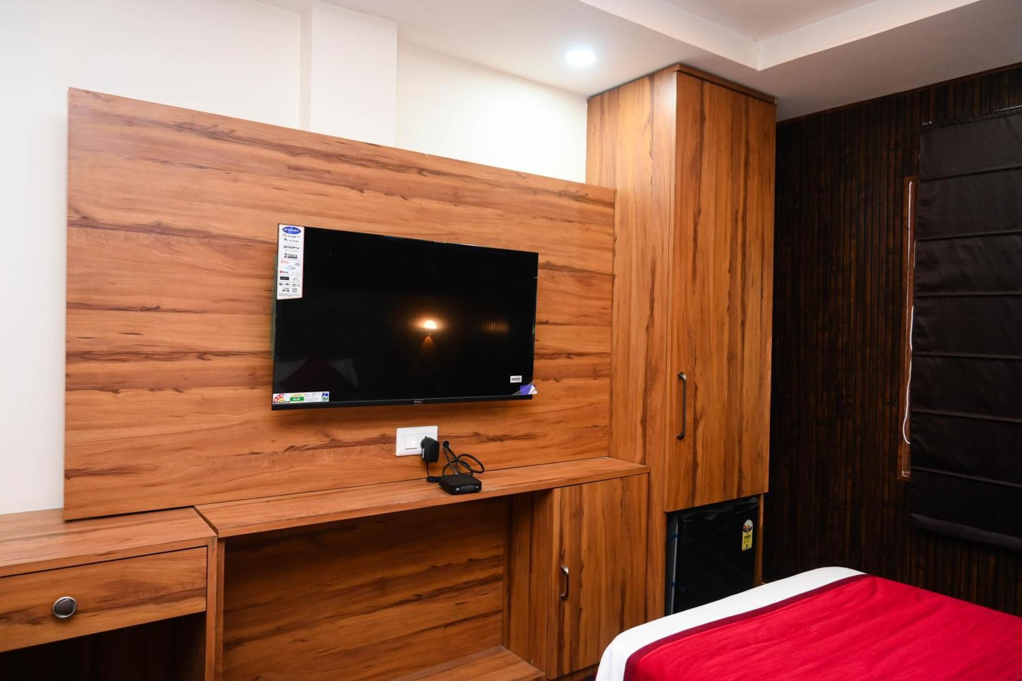 Hotel Siddhant Palace, Varanasi